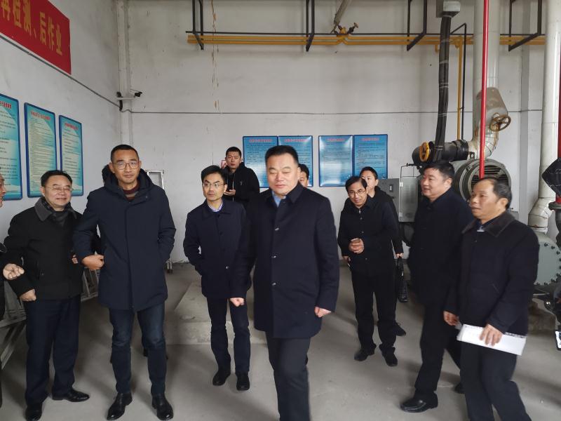 岳阳楼区区委副书记区长黄建文亲临普丰冷链公司检查指导工作