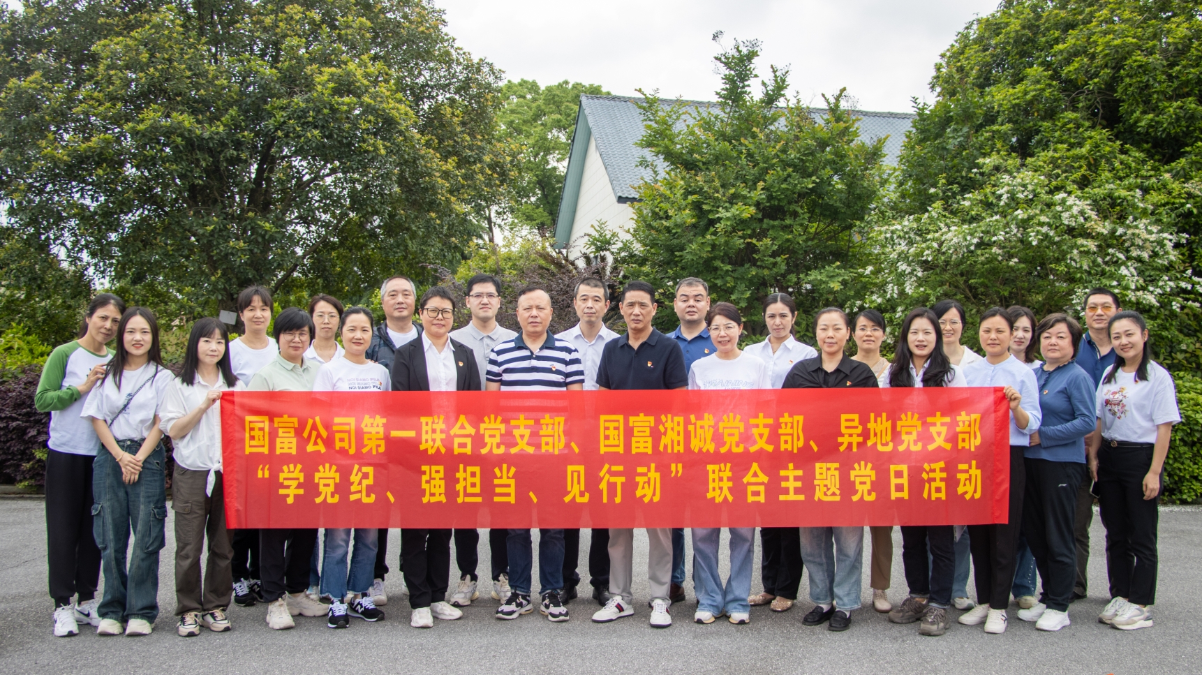网站1.jpg